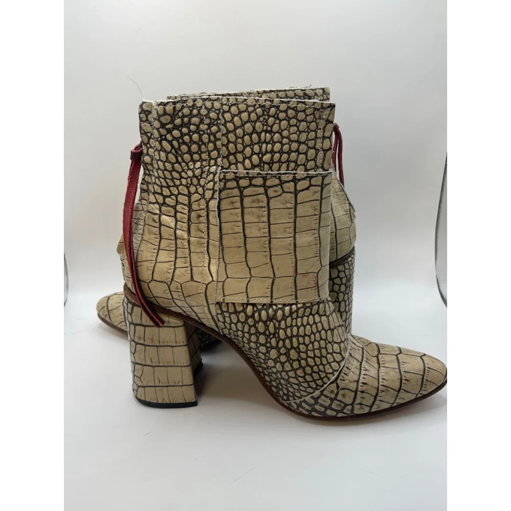 Firebird Croc Embossed Leather Ankle Boots Womens 8 Western Buckle Heels